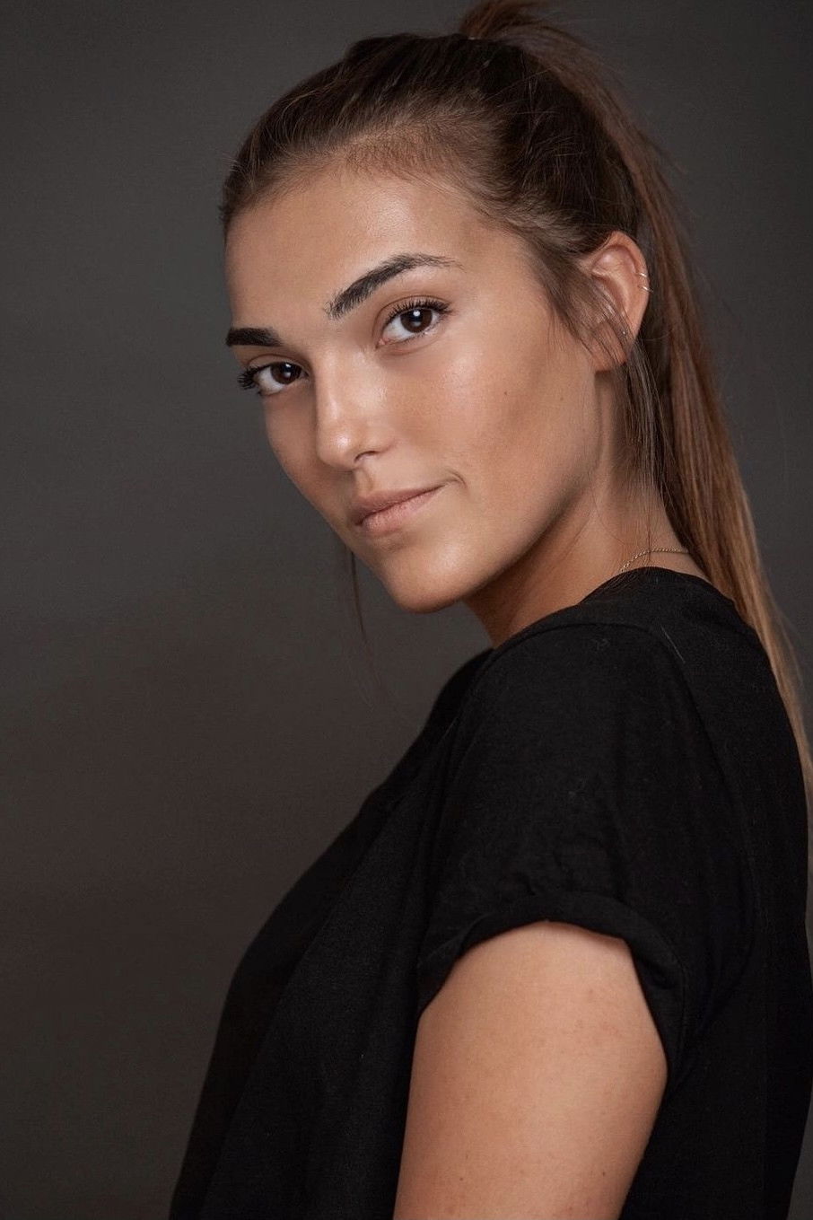 Natalia Bertran backdrop