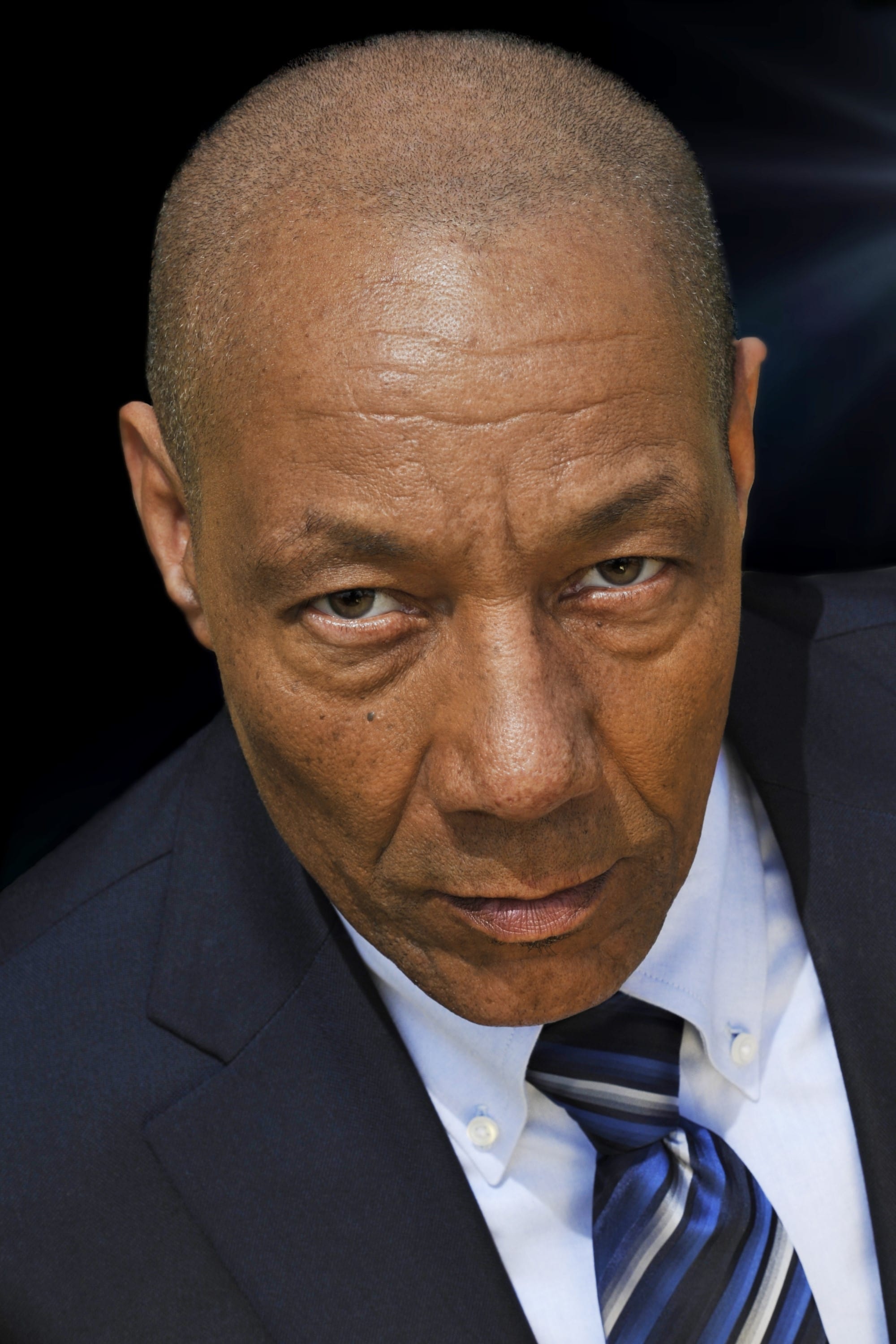 G. Smokey Campbell: G. Smoki Këmbëll backdrop