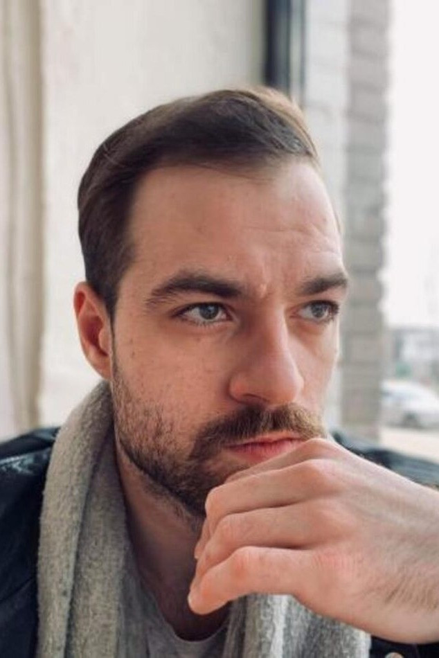 Jonathan Peterson backdrop