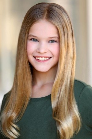 Madeleine Guilbot backdrop