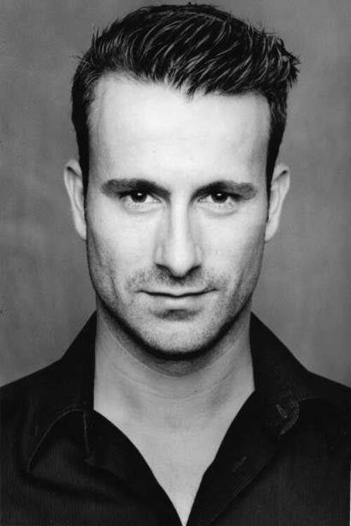 Alfonso Montón backdrop