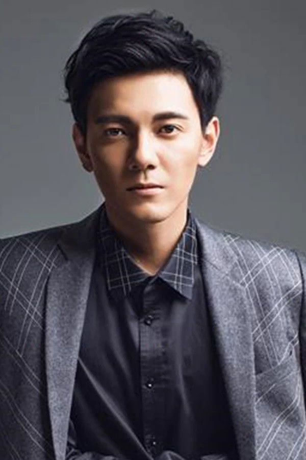 Yuntong Miao backdrop