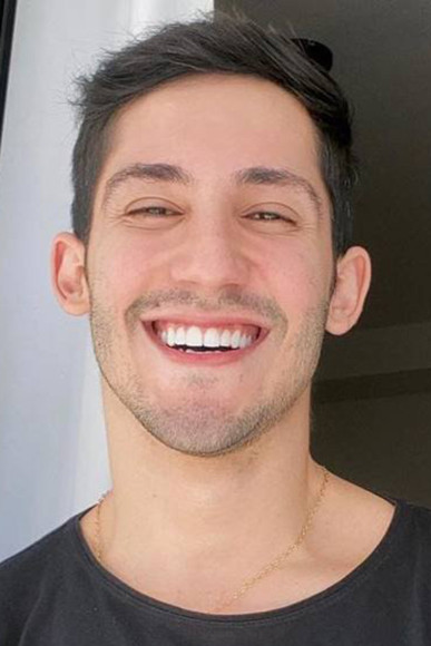 Vittor Fernando backdrop