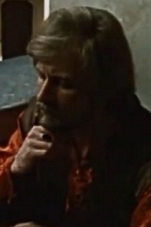 Viktor Kazanovich backdrop