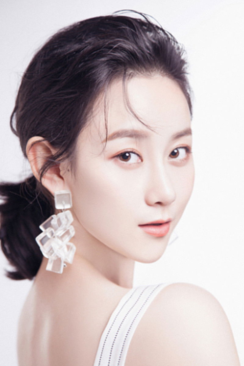 Guo Mingyuan backdrop