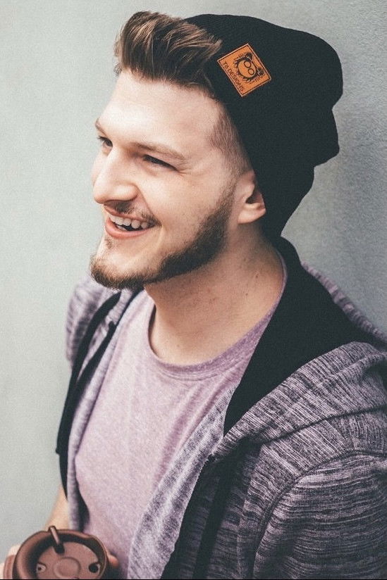 Austin Butler backdrop