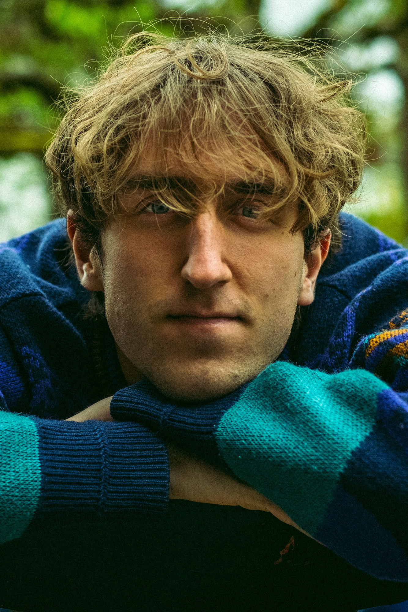 Mischa Decurtins backdrop