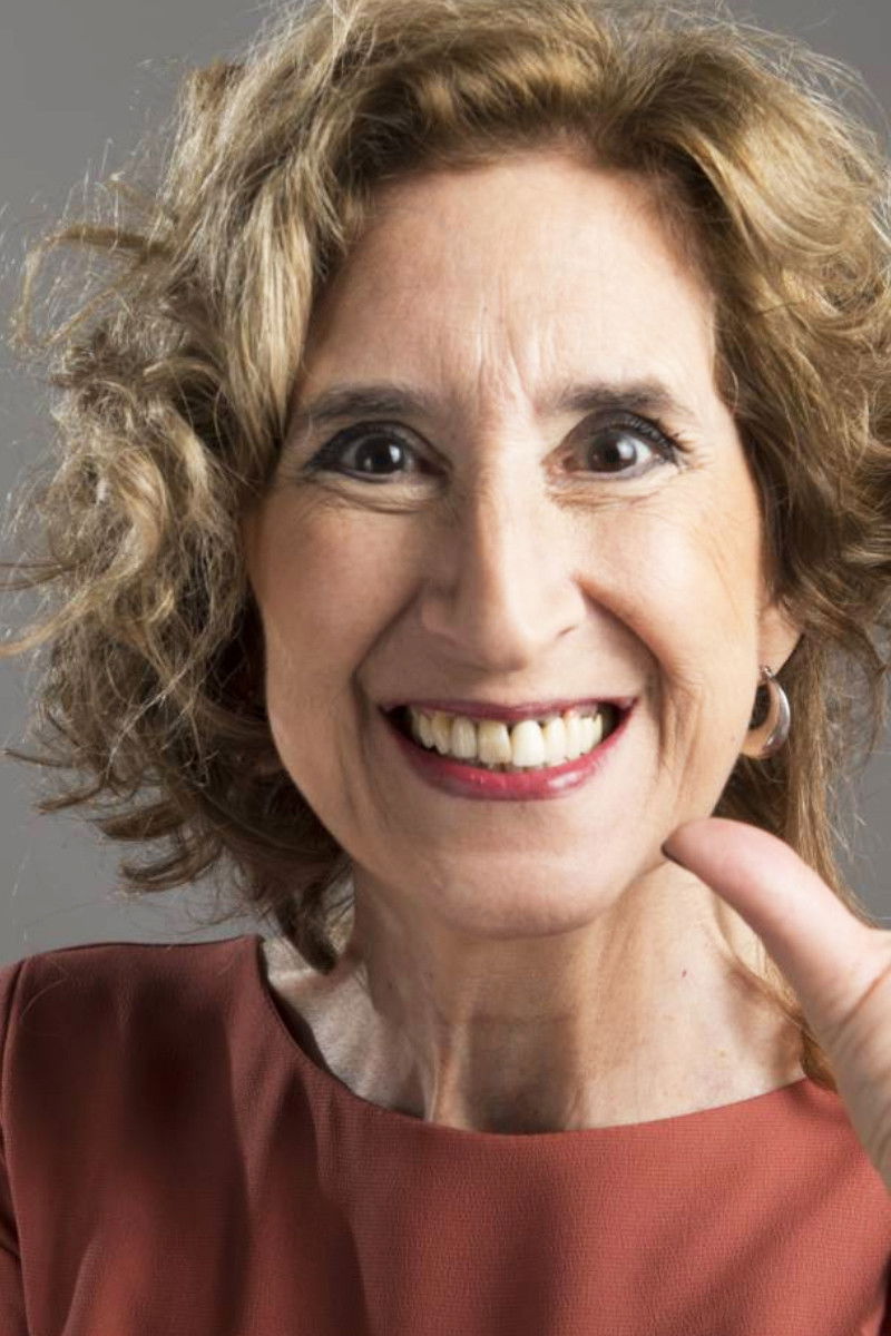 María de Cousandier backdrop