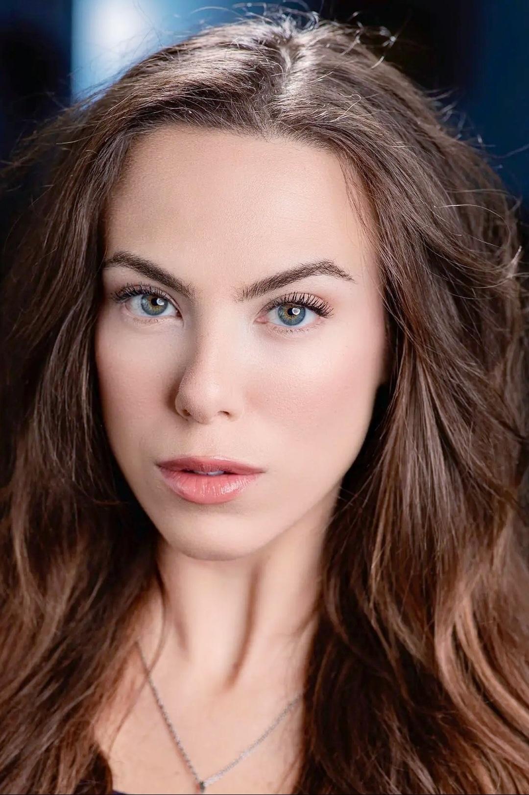 Carson Lee Bradshaw backdrop