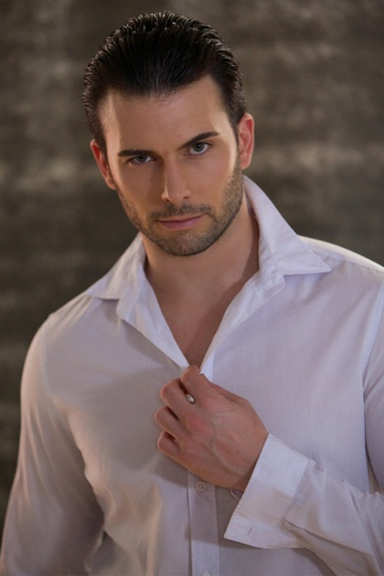 Robert Gilabert Cuenca backdrop