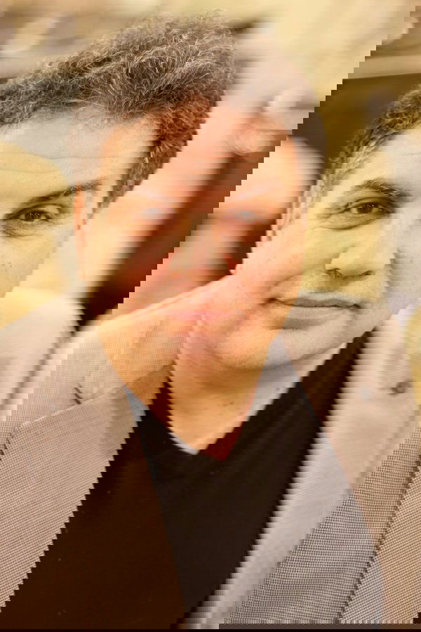 James DiEugenio backdrop