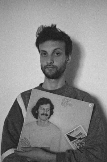 Théo Leroyer backdrop