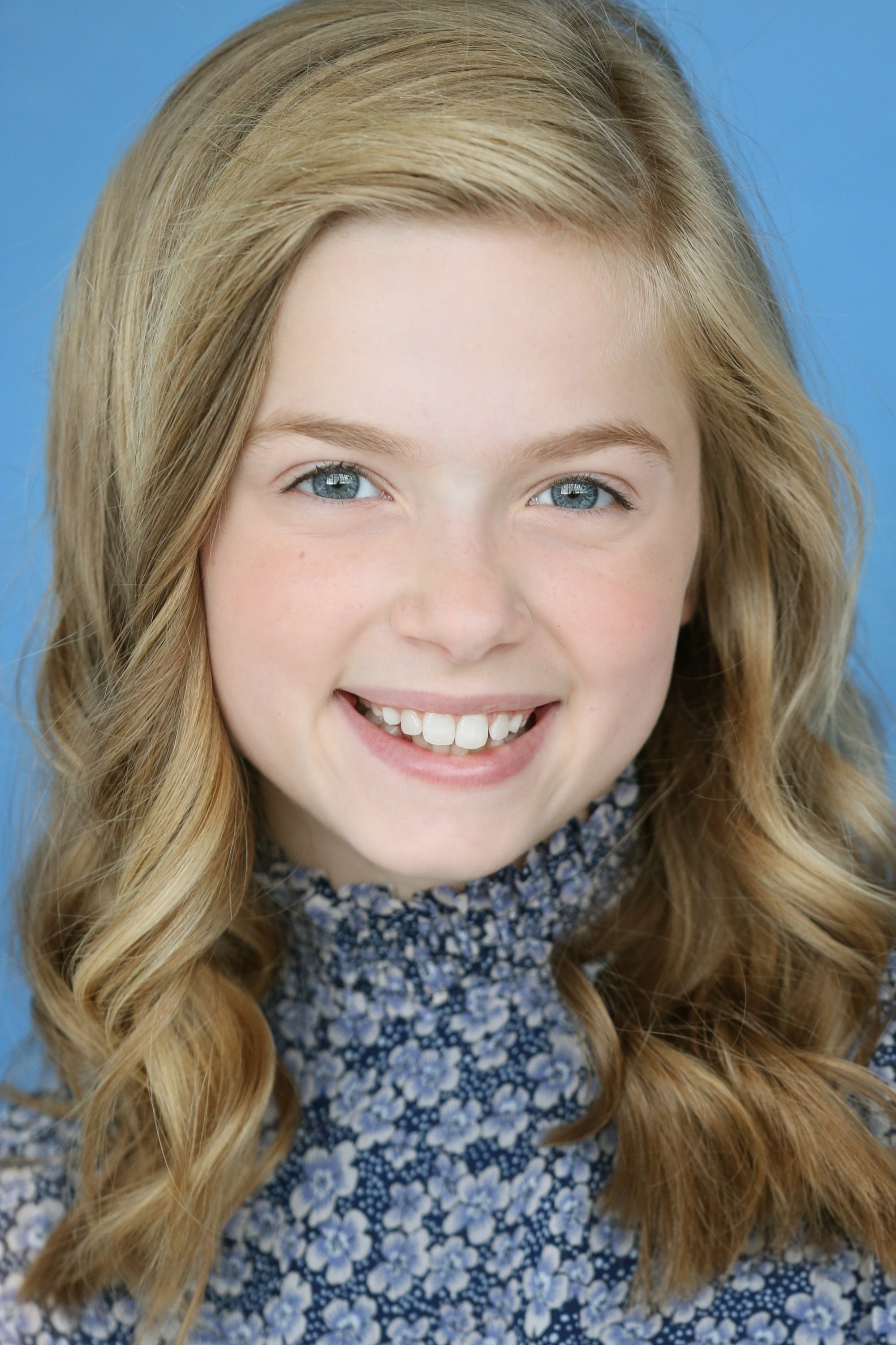 Cate Elefante backdrop