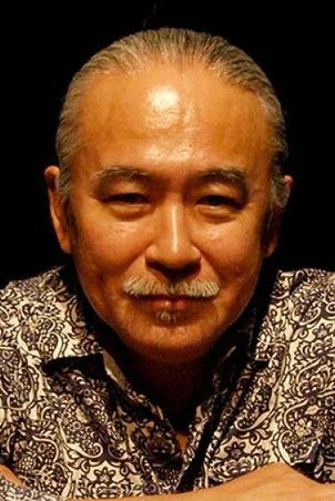 Hirotaka Izumi backdrop