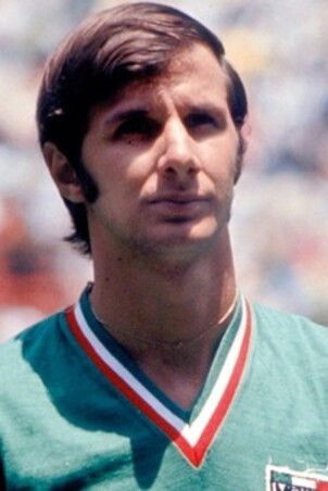 Enrique Borja backdrop