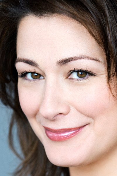 Anick Lemay backdrop