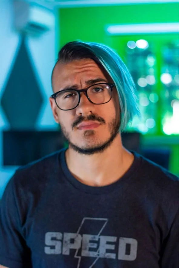 Mauro Zingarelli backdrop