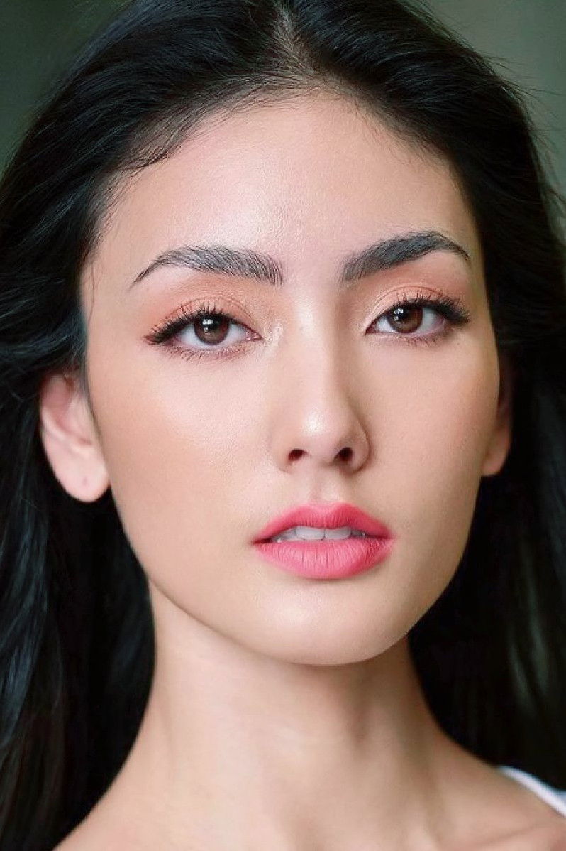 Rina Chatamonchai backdrop