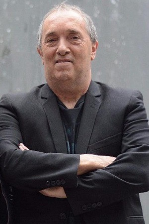 Pablo Guyot backdrop