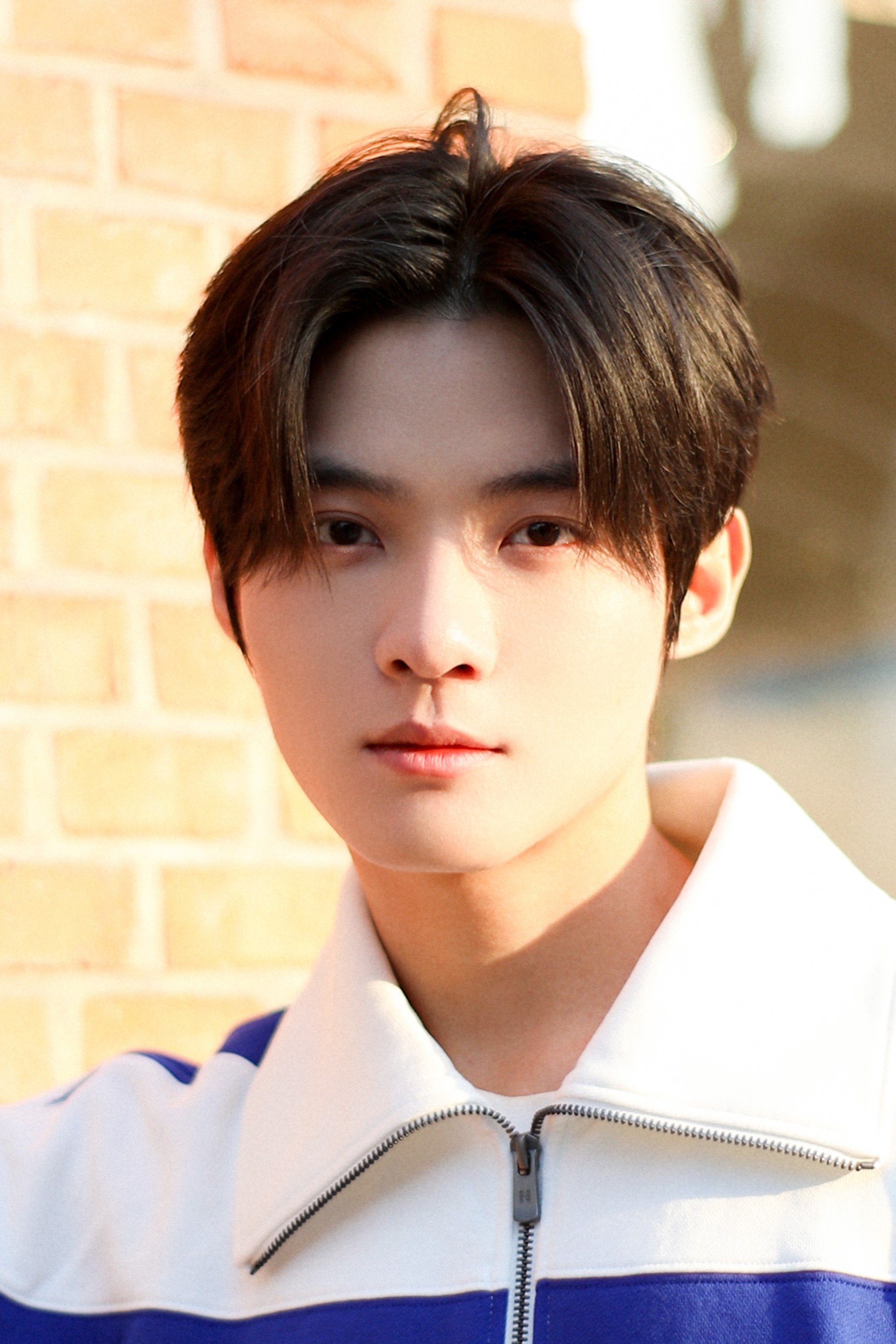 Xie Hongxin backdrop