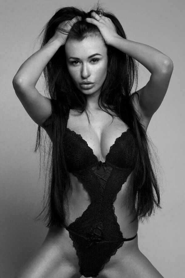 Dominika Dąbrowska backdrop