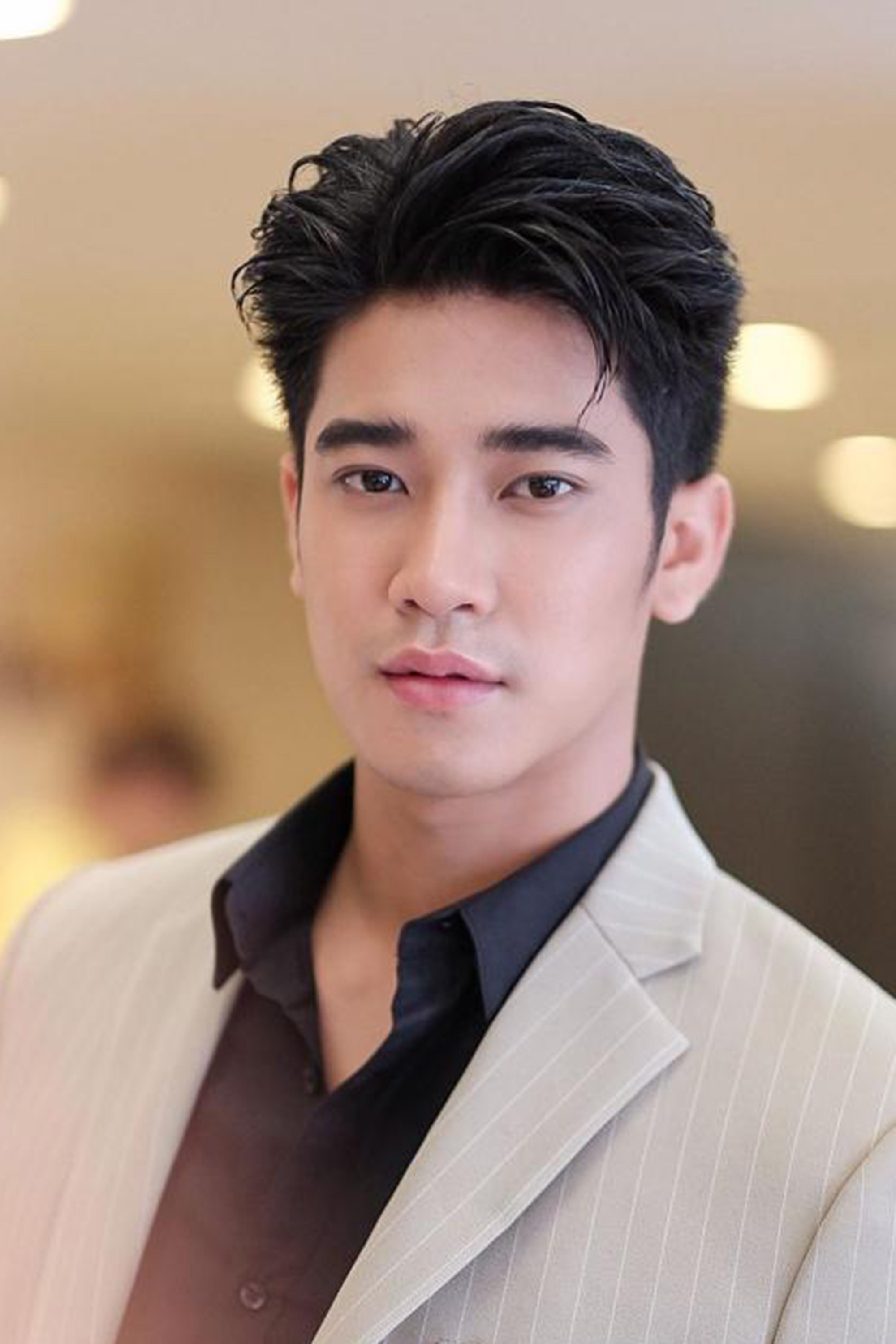 Yotsawat Tawapee backdrop