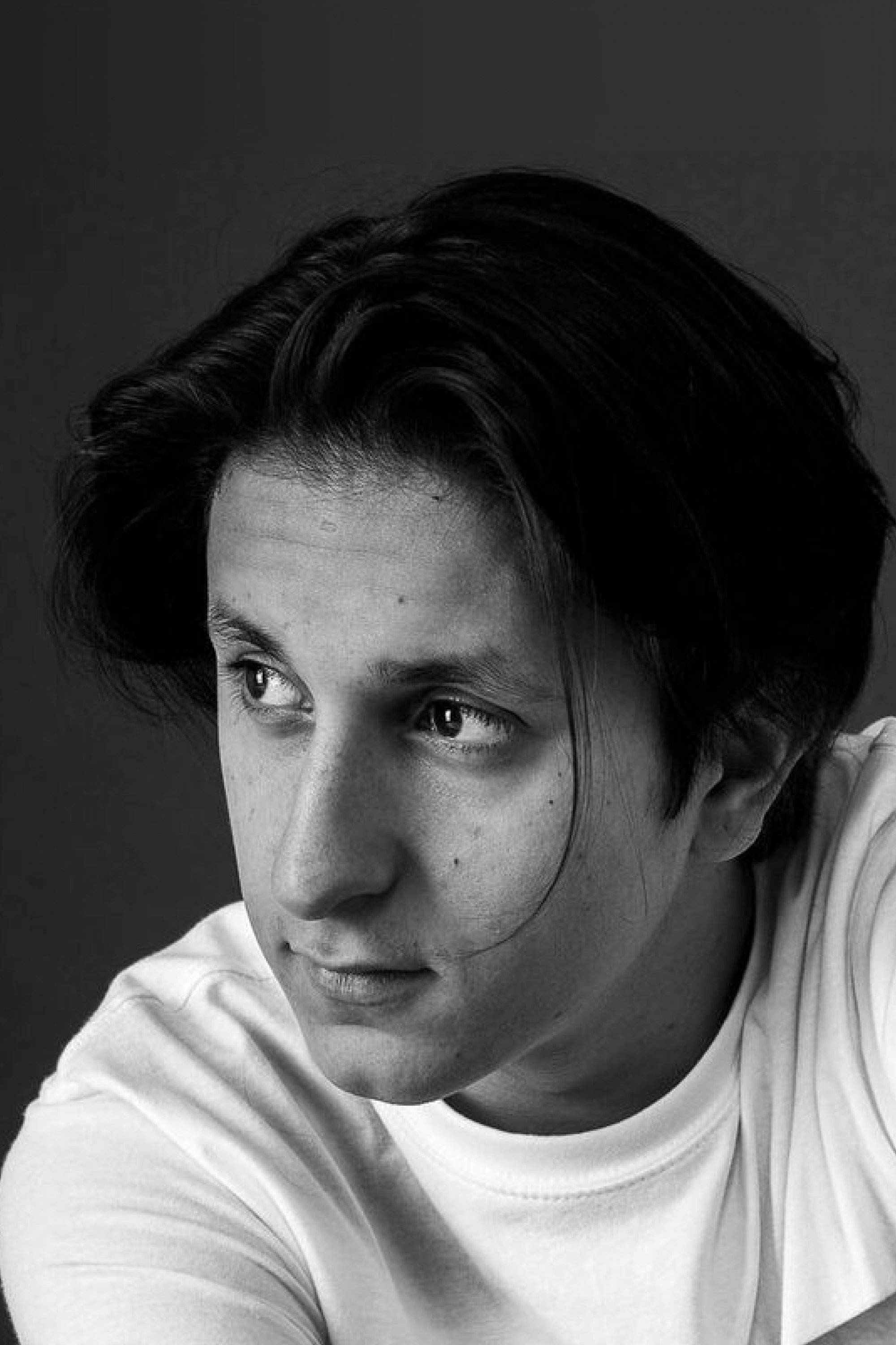 Séram Borgel-Guez backdrop