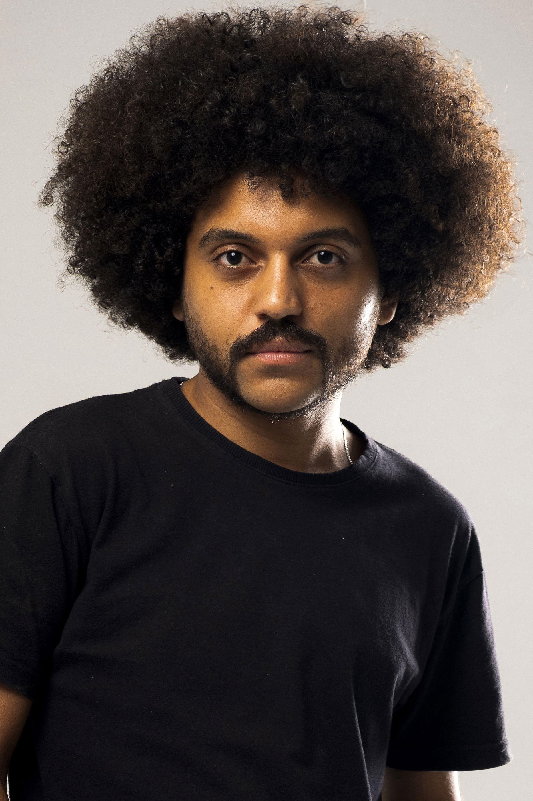 Lucas Litrento backdrop