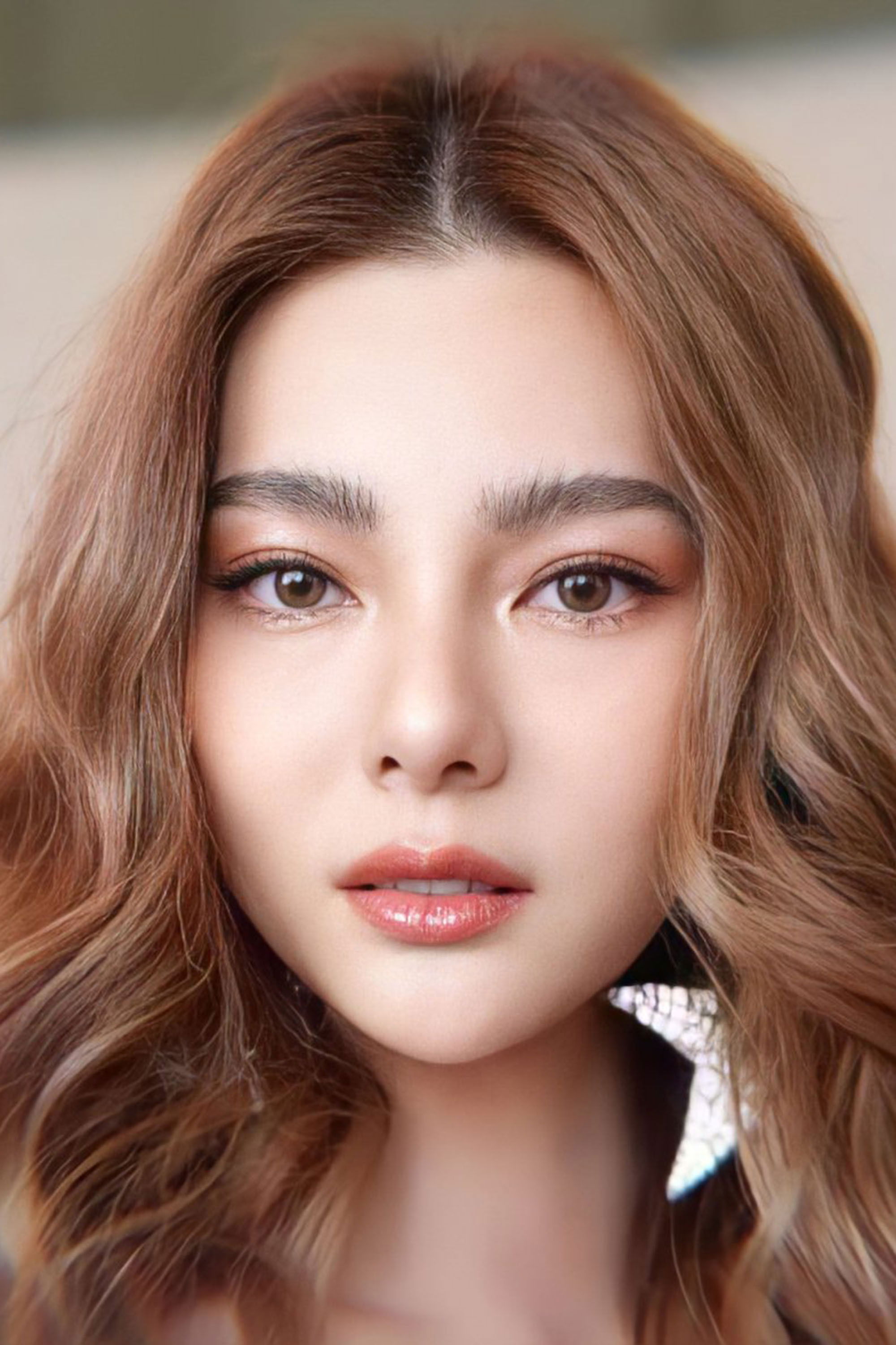 Arisara Thongborisut backdrop