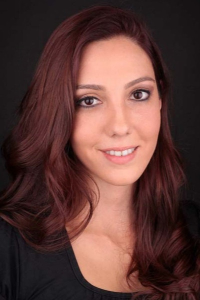 İmer Özgün backdrop