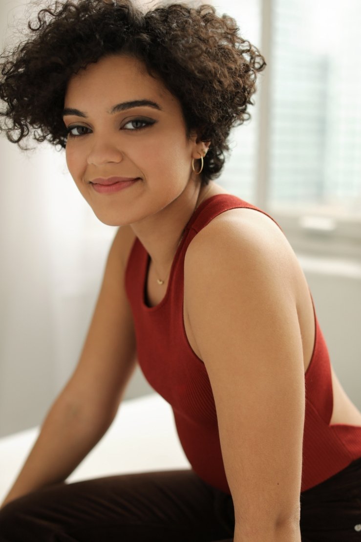 Camila Canó-Flaviá backdrop