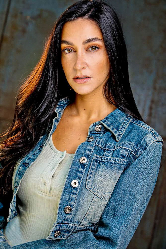 Alessandra Marandola backdrop