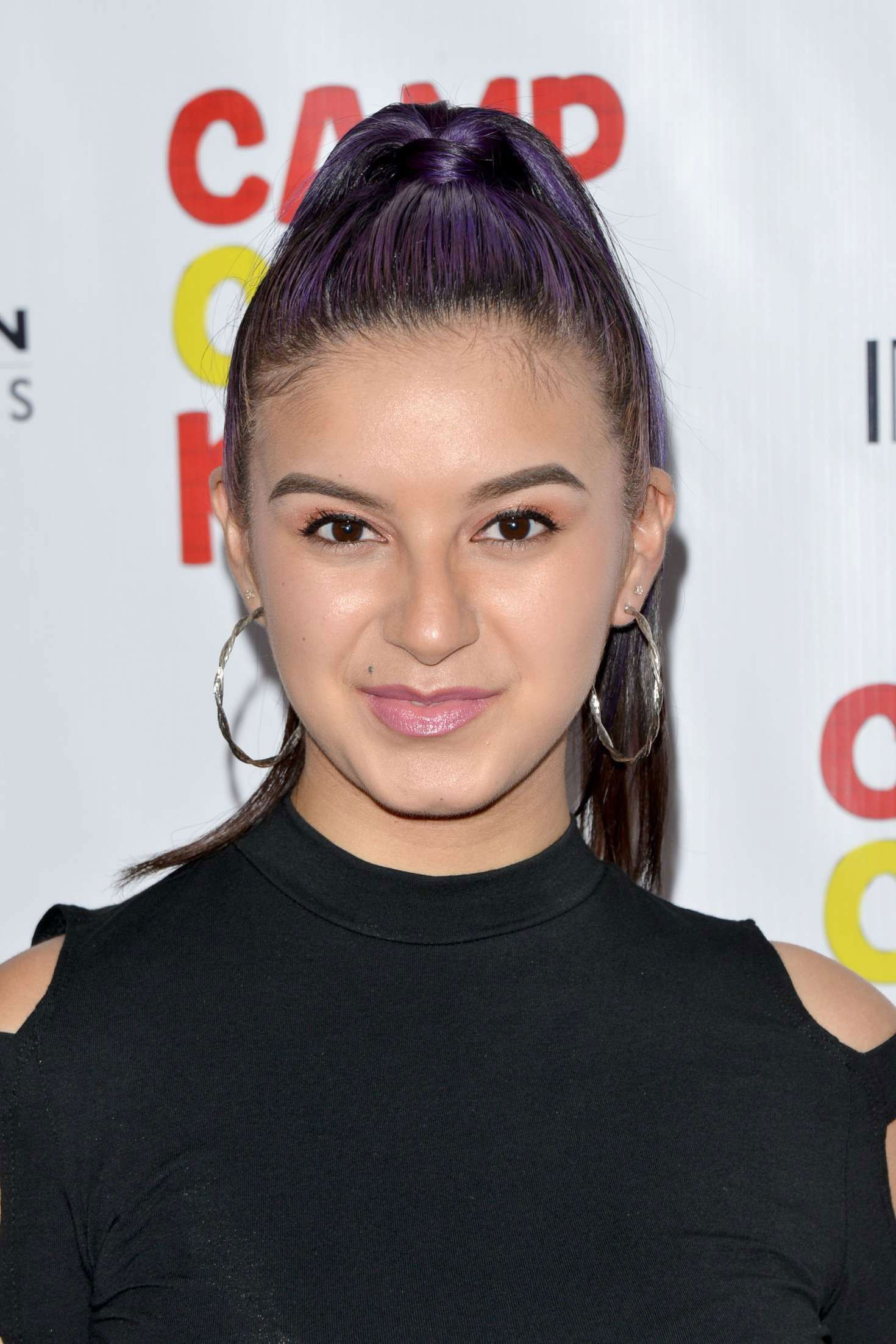 Amber Romero backdrop