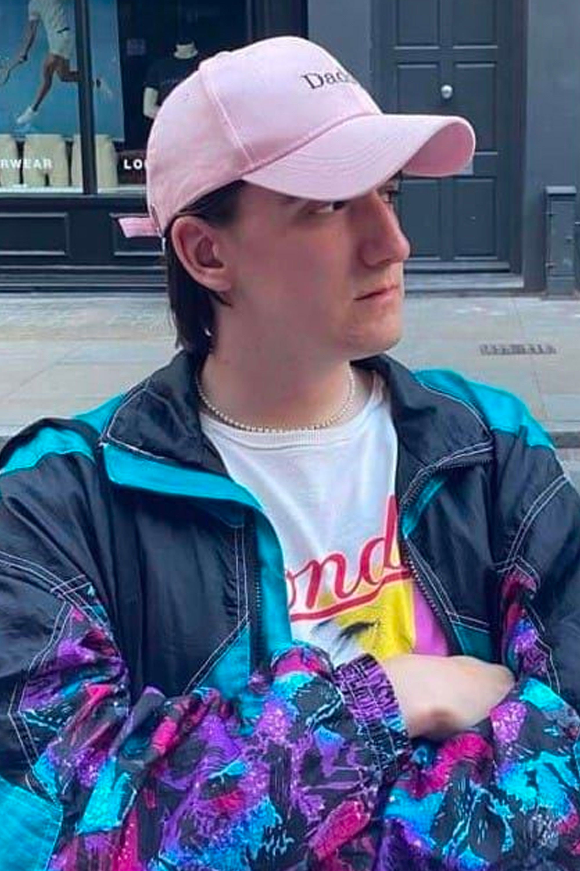 Daniel Yates backdrop