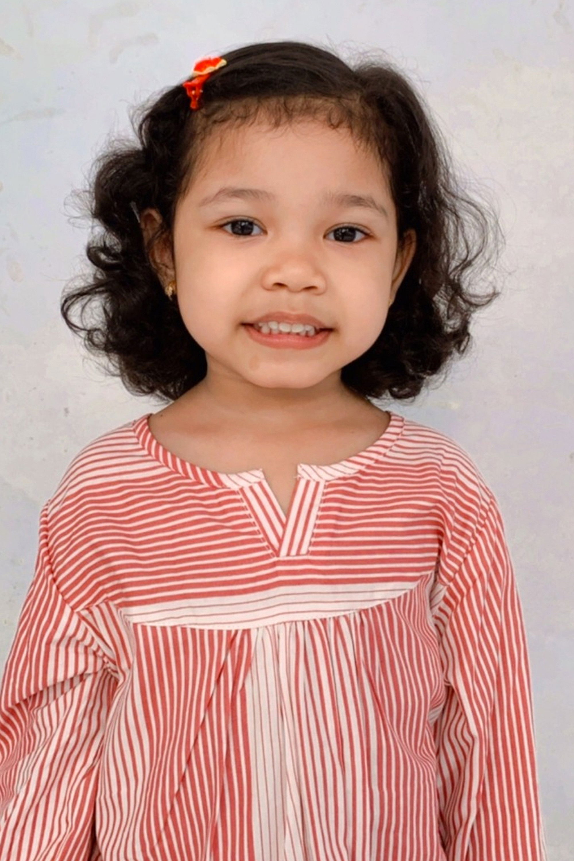 Fahira Almira backdrop