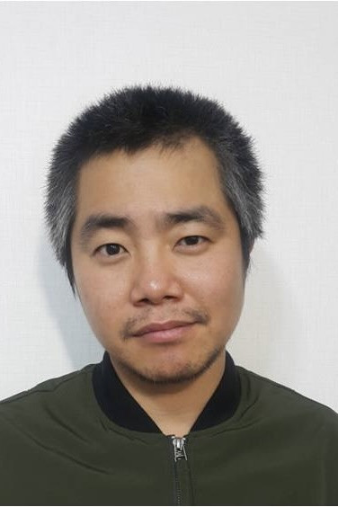 Kim Jung-han backdrop