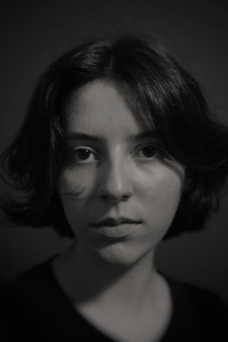 Miriam Pedrozo backdrop