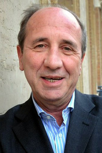 Serge Didier backdrop