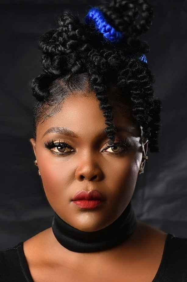 Syriette Che backdrop