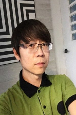 Son Seok-woo backdrop