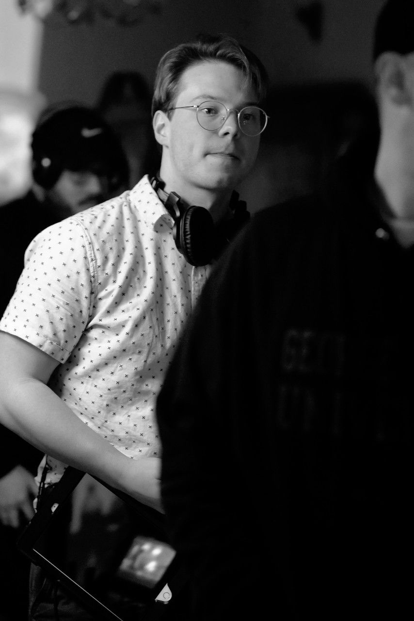 Derek Patterson backdrop