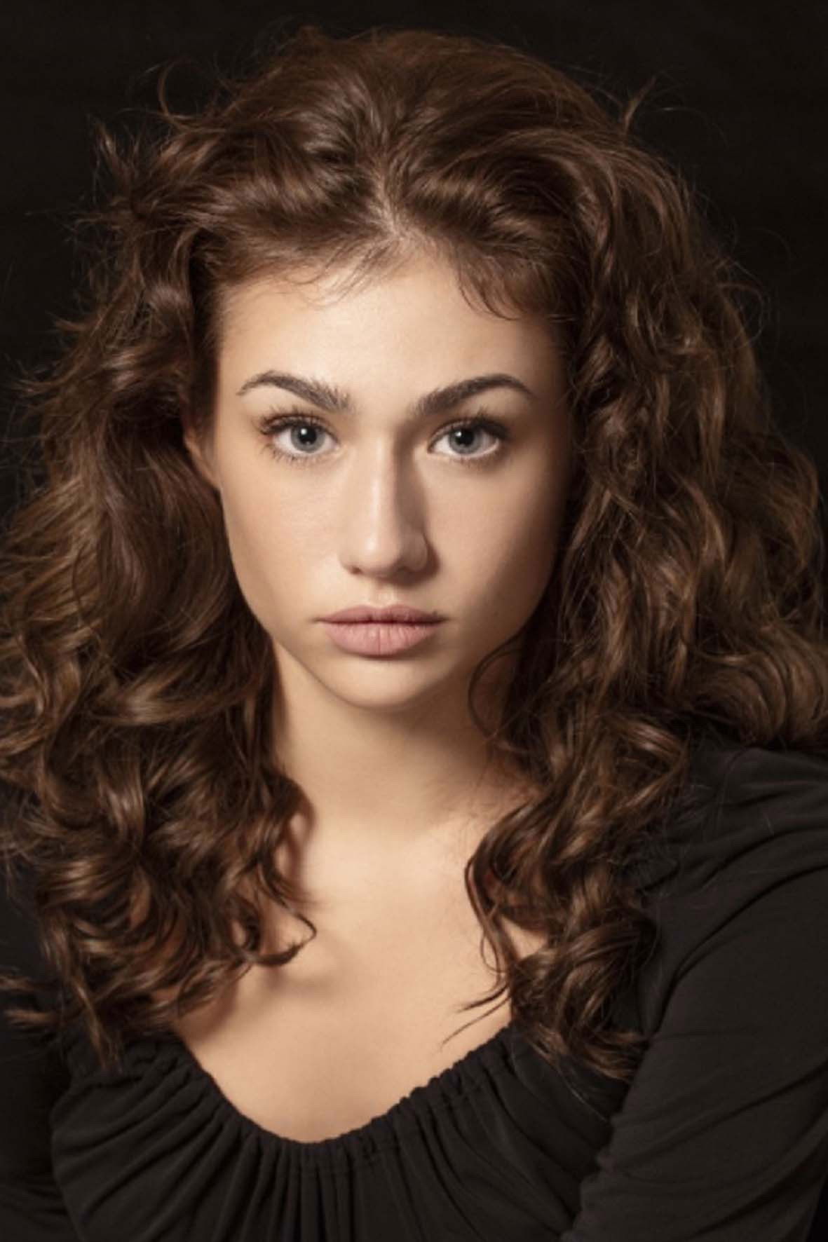 Naomi Druškić backdrop