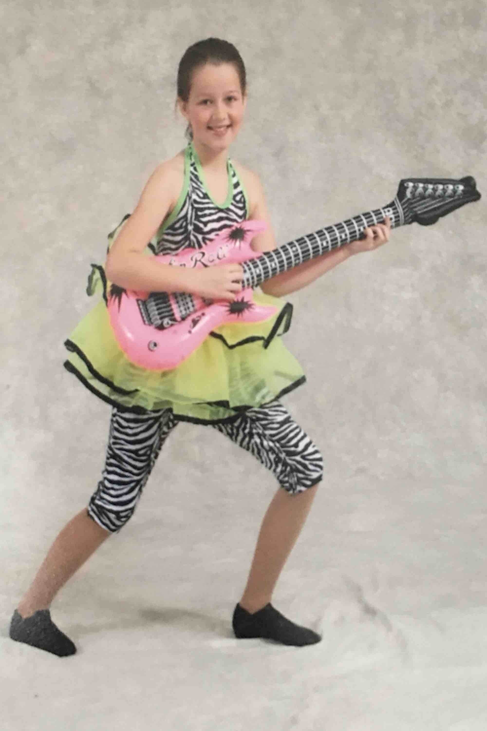 Eliza Smith backdrop