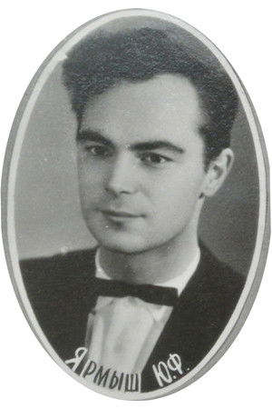 Yurii Yarmysh backdrop