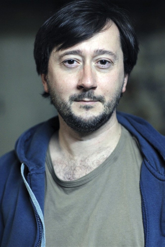 Thomas Poulard backdrop