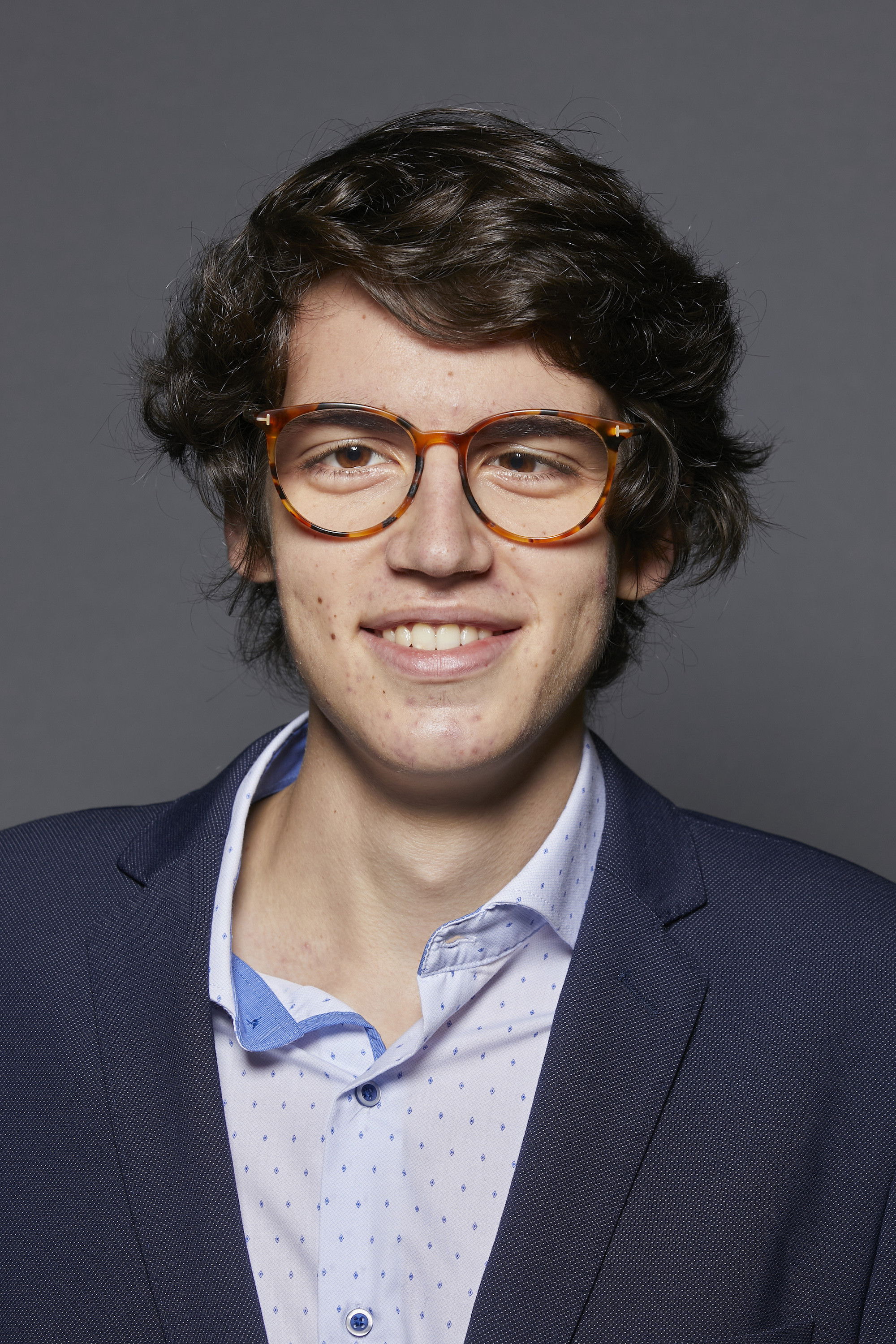 Ferran Giol Gort backdrop