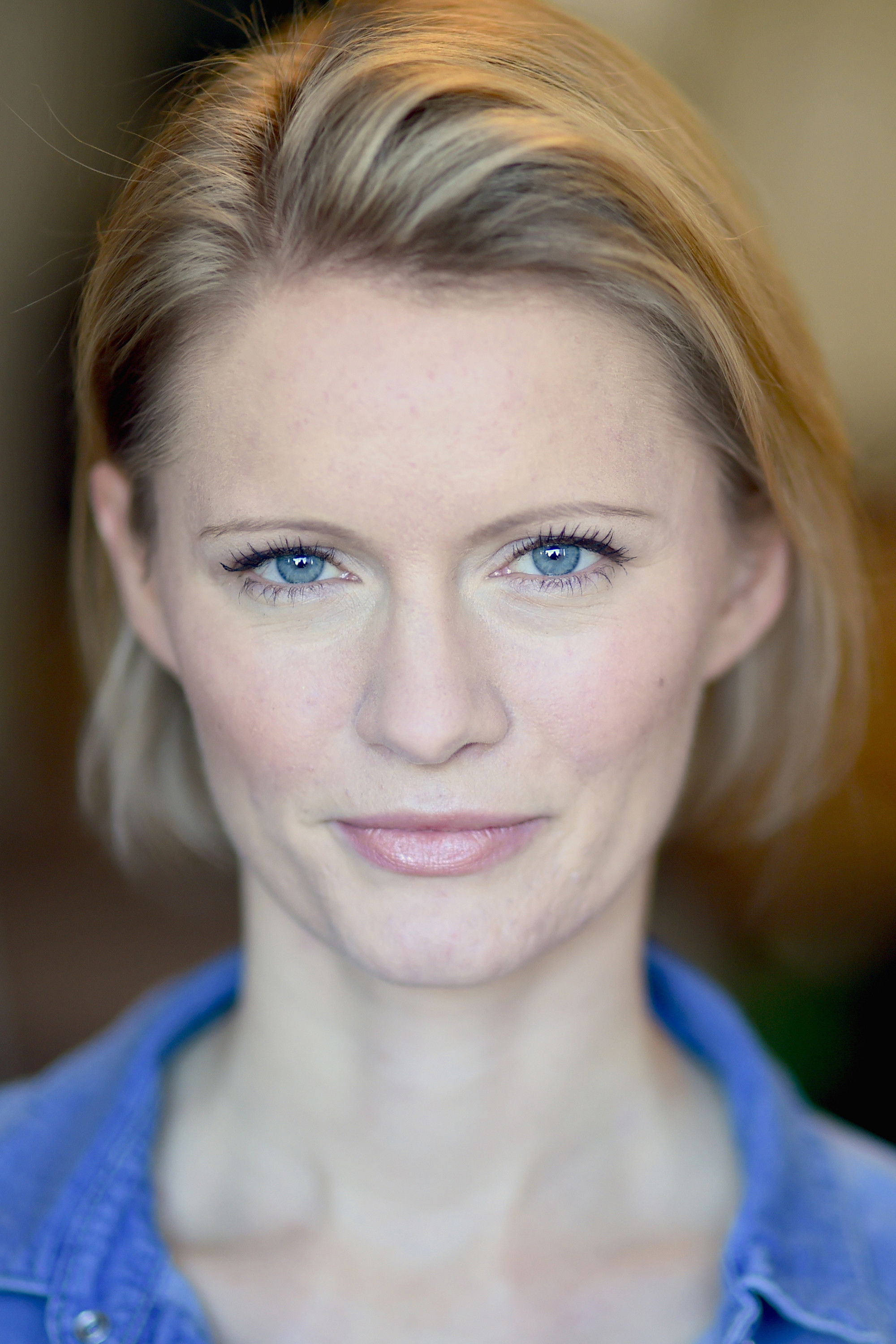 Clarissa Hoffmann backdrop