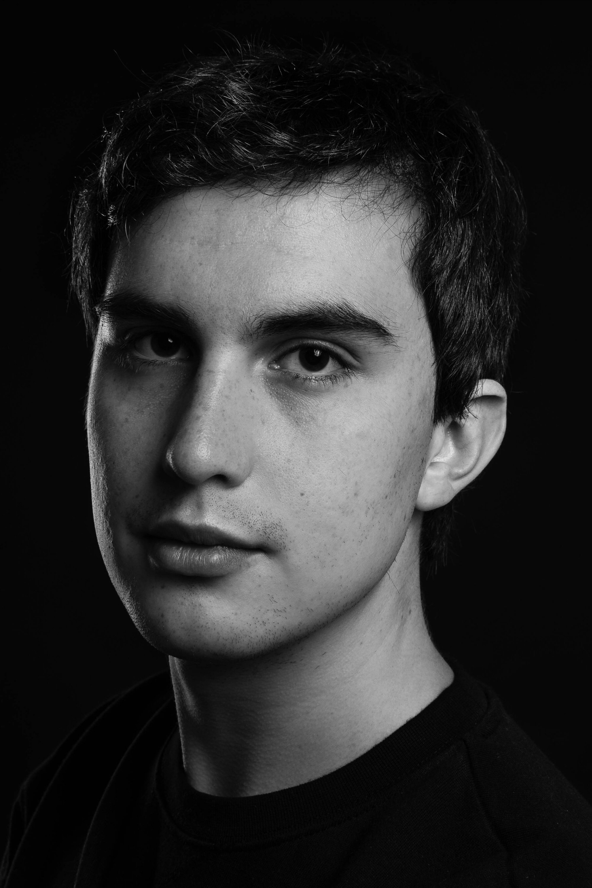 Bernabé Madrigal backdrop