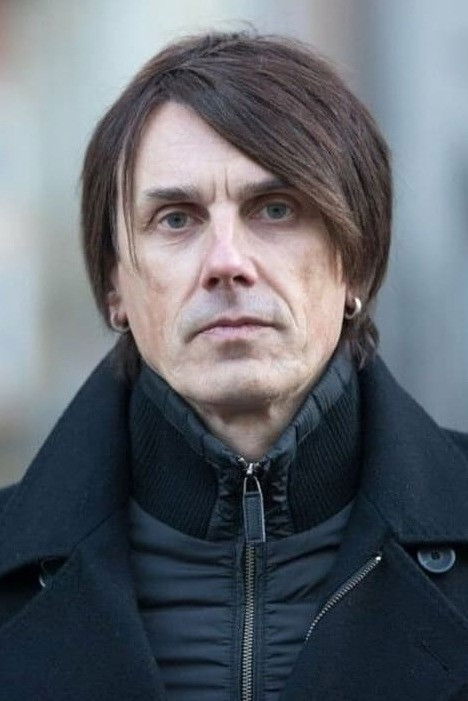 Hendrik Sal-Saller backdrop