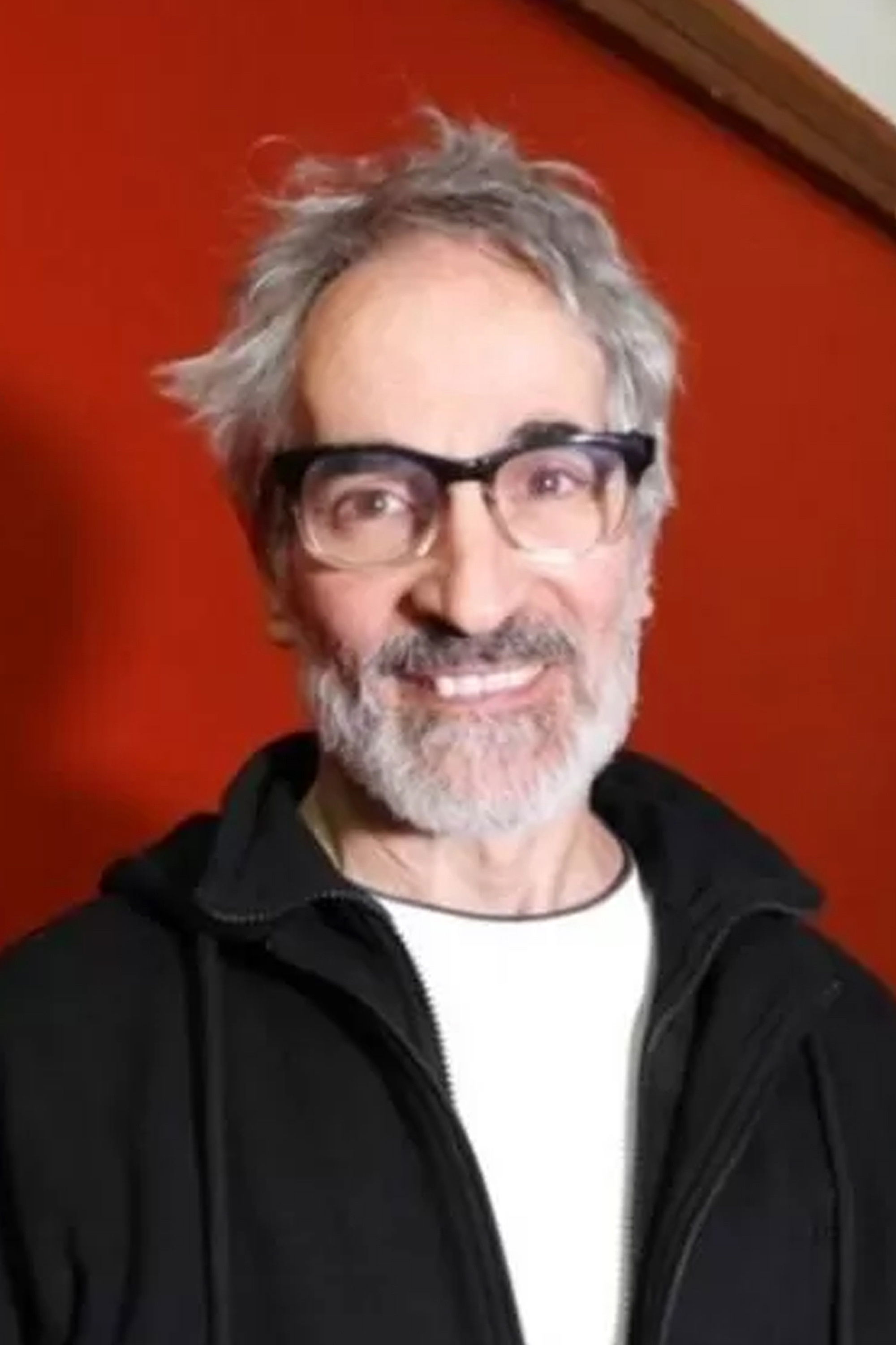 Adrián Airala backdrop